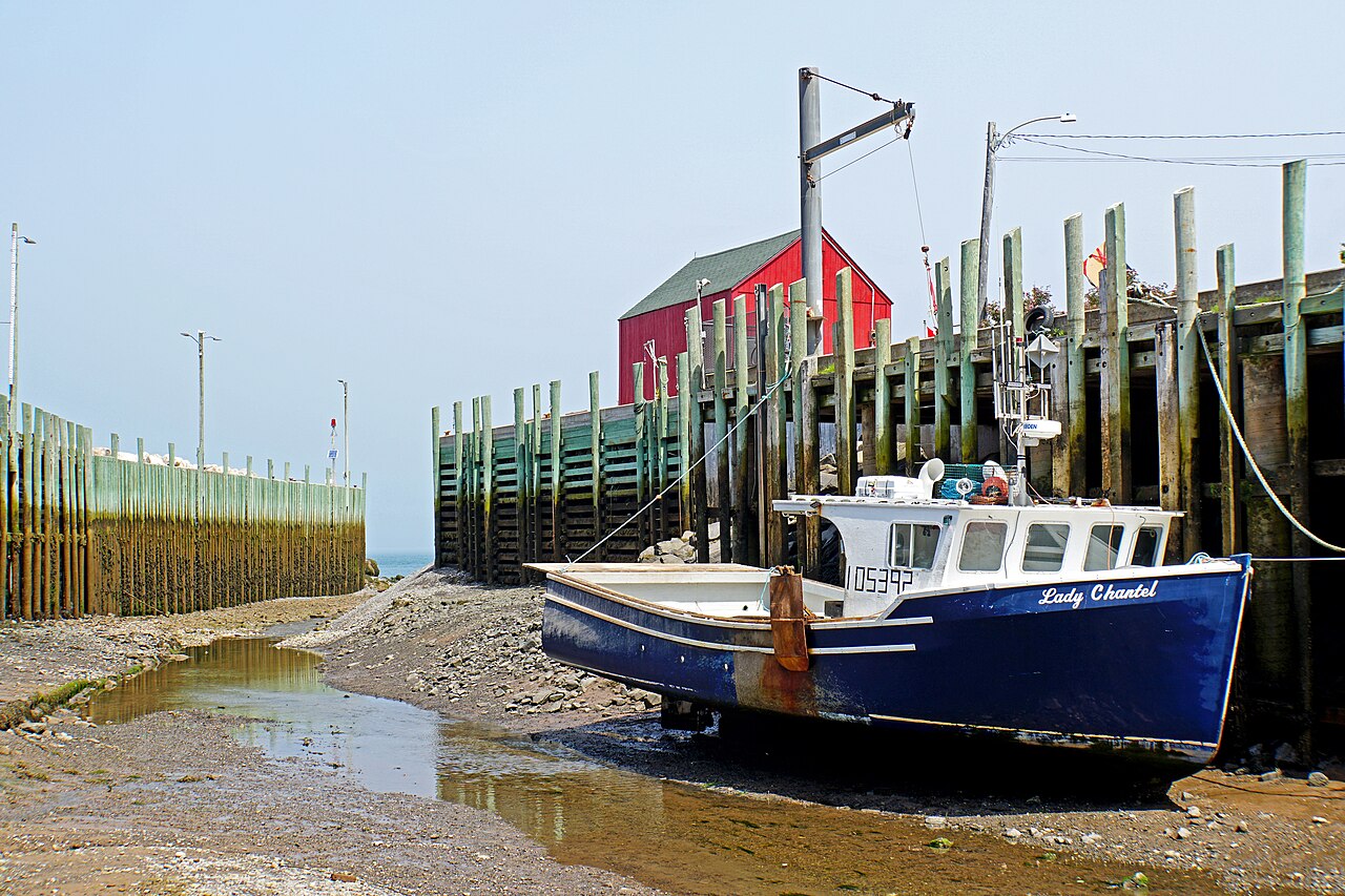 The Highest Tides in the World – Bay of Fundy Timelapse